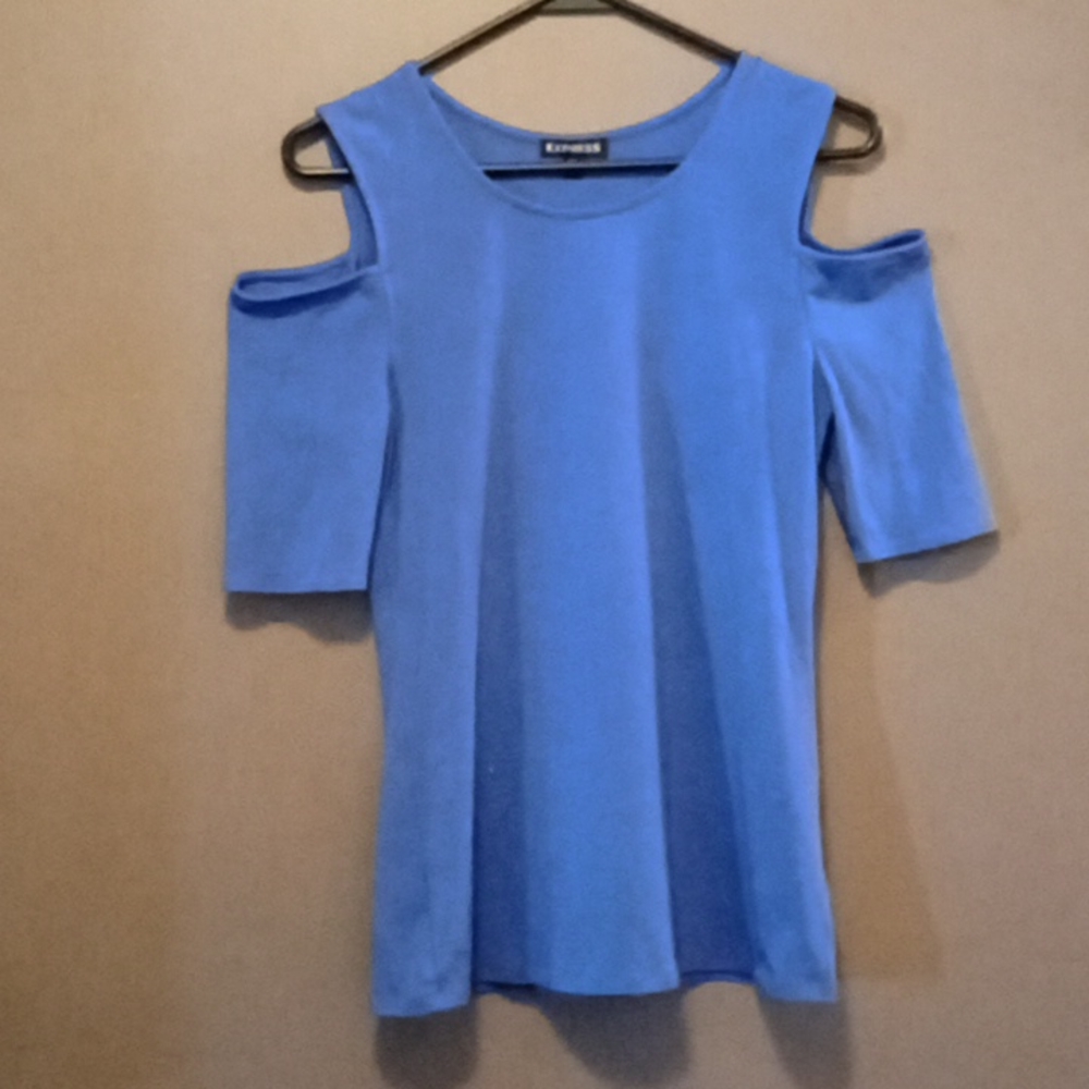 Express Open Shoulder Short Sleeve Shirt Size Medium